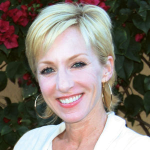 Kathryn  Elizabeth Lyon  Flora