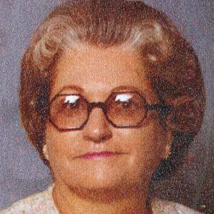 Mrs.  Gloria  Faus Simmons