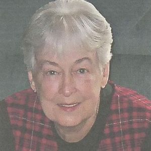 Gloria  M Henderson