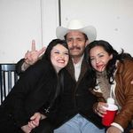 Leonardo, con su hija Yadira y amiga Edna