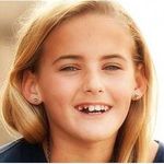 Jessica Joy Rees, the 12-year-old Southern California girl who started a blog and a Facebook page to raise awareness about child cancer, has died of a brain tumor. Jessica Joy Rees