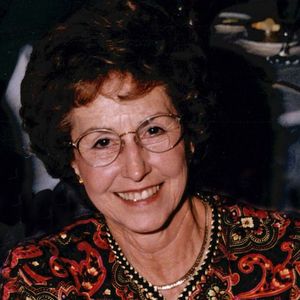 Elsie  Gayle VanLeeuwen