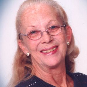 Ms. Robyn R Smith