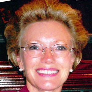 Ms. Leslee Lomas Bates