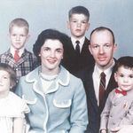 The whole Fam Schrammily