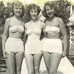 Donna,Dot and Etta Belle at Bledsoe's 