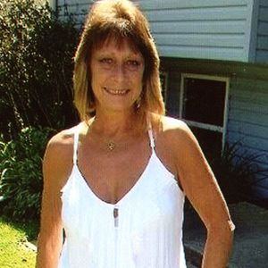 Christine Bednarz Leonard