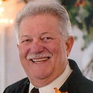 Howell "Howie" Farrell, Sr.