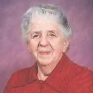 Doris (nee Thompson) Holmes