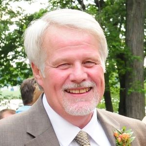 Gary E. Dixon