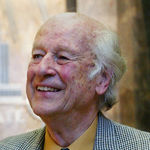 In this Saturday, May 15, 2004 file photo Ray Harryhausen visits the Empire State Building in New York. Ray Harryhausen, a special effects master whose sword-fighting skeletons, six-tentacled octopus, and other fantastical creations were adored by film lovers and admired by industry heavyweights, has died. He was 92. Biographer and longtime friend Tony Dalton confirmed that Harryhausen died Tuesday May 7, 2013 at London's Hammersmith Hospital, where the special effects titan had been receiving treatment for about a week. Ray Harryhausen