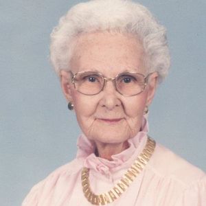 Amanda E. Owen
