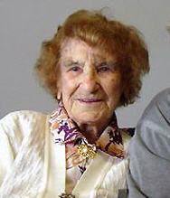  Olive Riley