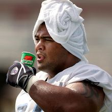 Jesse  Mahelona