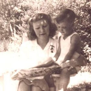 Mrs. Orel  Lee Brown