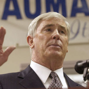 Nevada Gov. Kenny Guinn speaks during a news conference Friday, July 12, 2002, in Las Vegas, at the University Medical Center trauma center. T