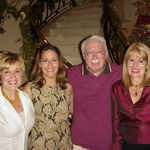 Leilita, Ivette, tío elmo y Sonita (En casa de Glorin, enero 2003)