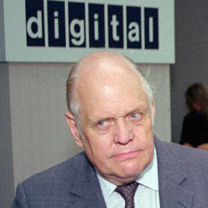Kenneth Olsen