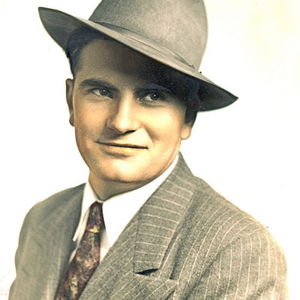 Leslie Hazelton Campbell