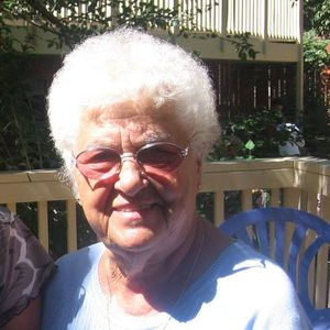 Mrs Hannah Hansen