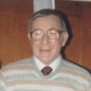 Robert E Carnohan