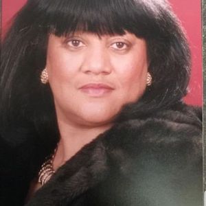 Linda L Wilson