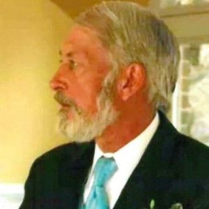 Lewis Stutts