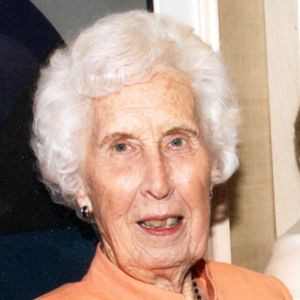 Jean L. (Peters) Lorenzen