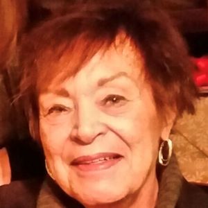 Christine Sarris