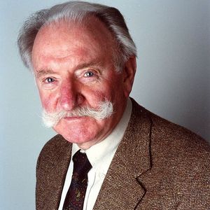 Dr. Alan Peters