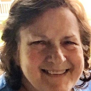 Theresa J Robbins
