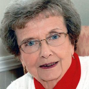 Ellen Elizabeth (Betty) McKenna McCullough