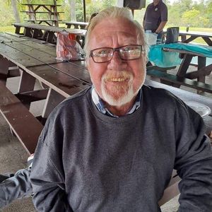 Larry Thomas