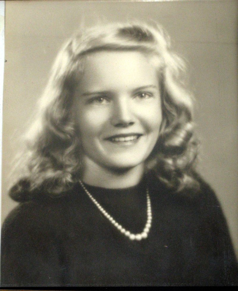 Record image of Janet Robinson