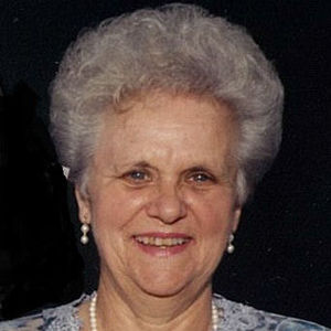 Evelyn Elizabeth "Betty" Holland