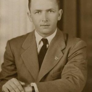 Drayton Charles Holcomb