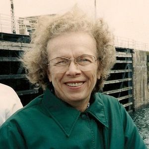 Pauline Evelyn Missler