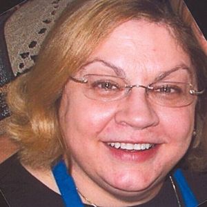 Suzanne Simmons Guntrum