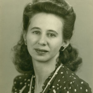 Julia Lojzim Povlosky