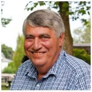 Christopher R Mettler