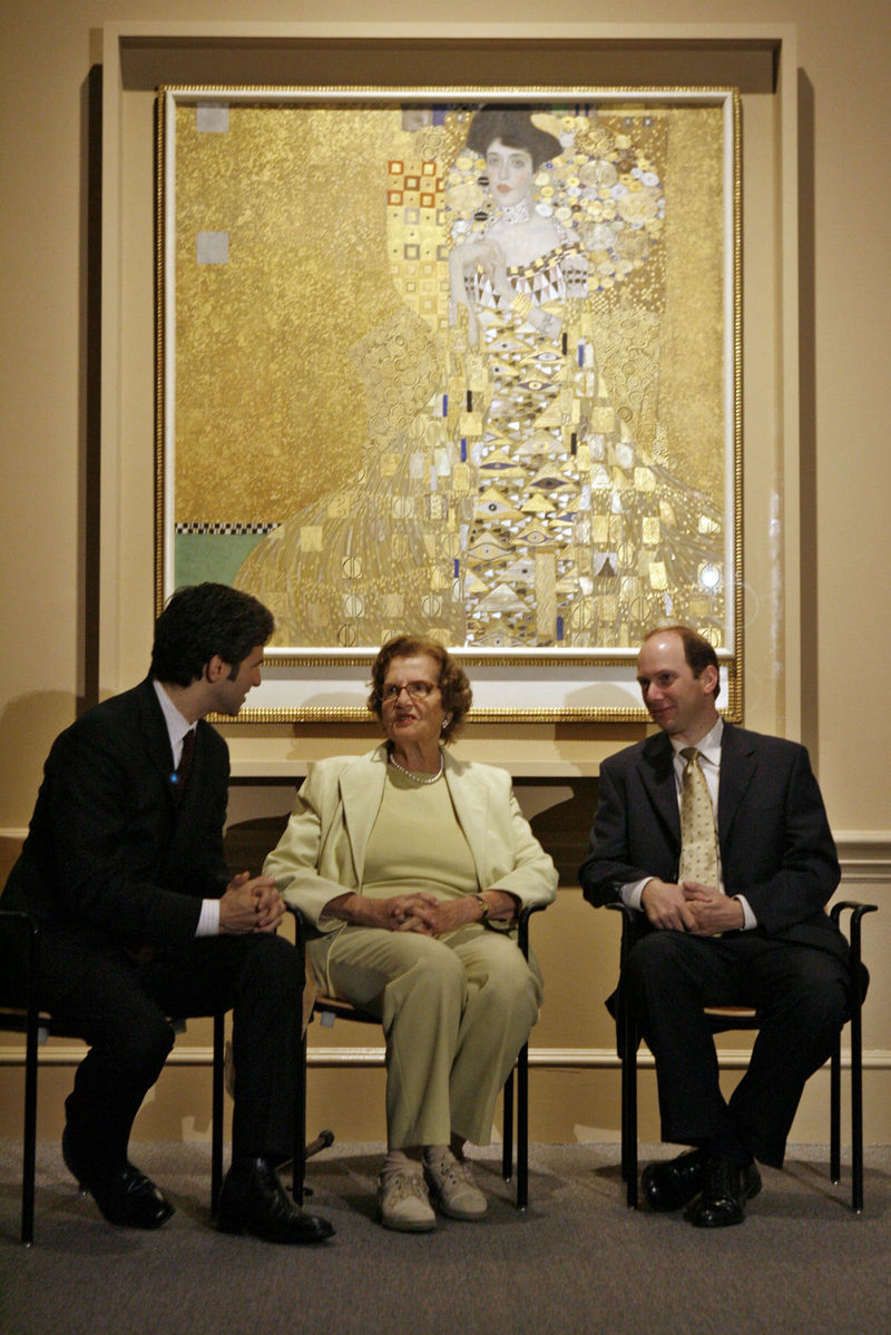 Obituary Photos Honoring Mari Altmann