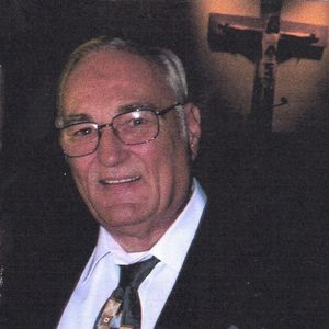 Lawrence W Tenoever